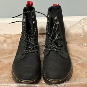 Dr. Martens Herschel Combs II Utility Boot 
Size 9(Men’s) Size 10(Women’s)
